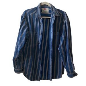 vintage levi’s denim button down